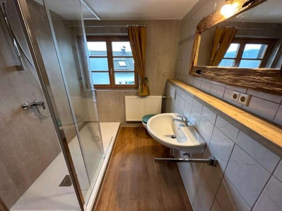 Charmante Farbenfrohe Wohnung Fuer Zwei فيشباكاو المظهر الخارجي الصورة
