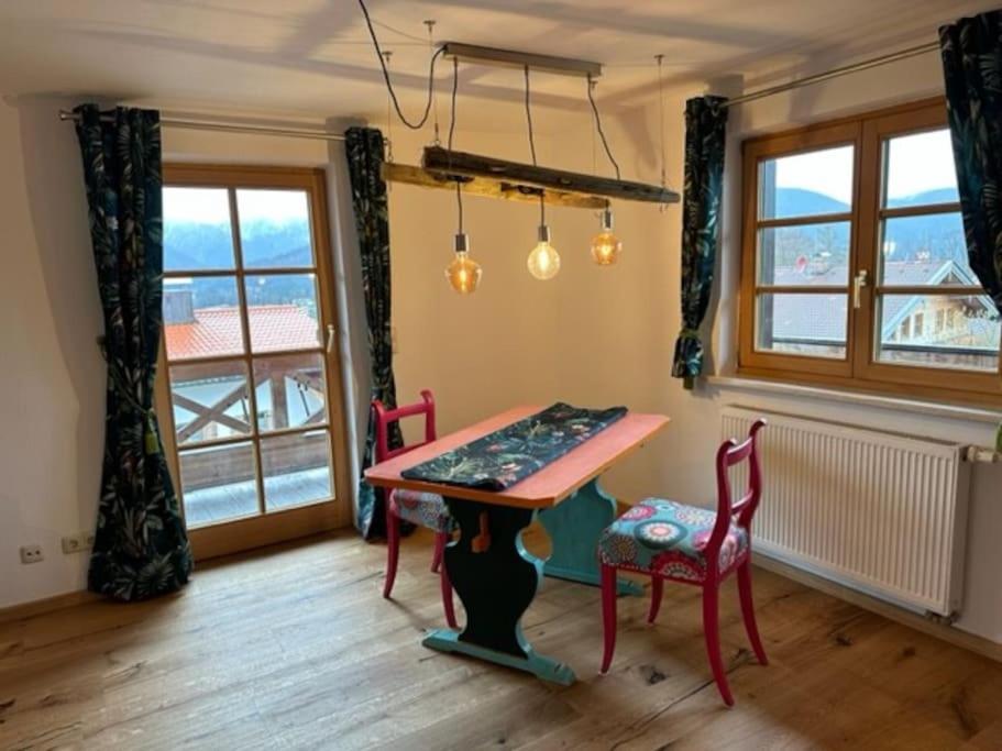 Charmante Farbenfrohe Wohnung Fuer Zwei فيشباكاو المظهر الخارجي الصورة